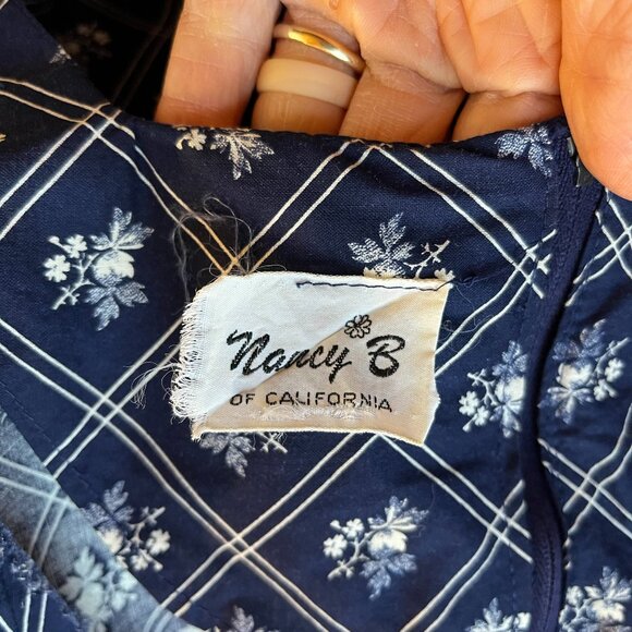 Vintage 1970s Nancy B Blue Floral Minidress Long Sleeves *Flaw - Picture 2 of 16